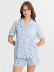 Голубой костюм женский, летний: кофта и шорты