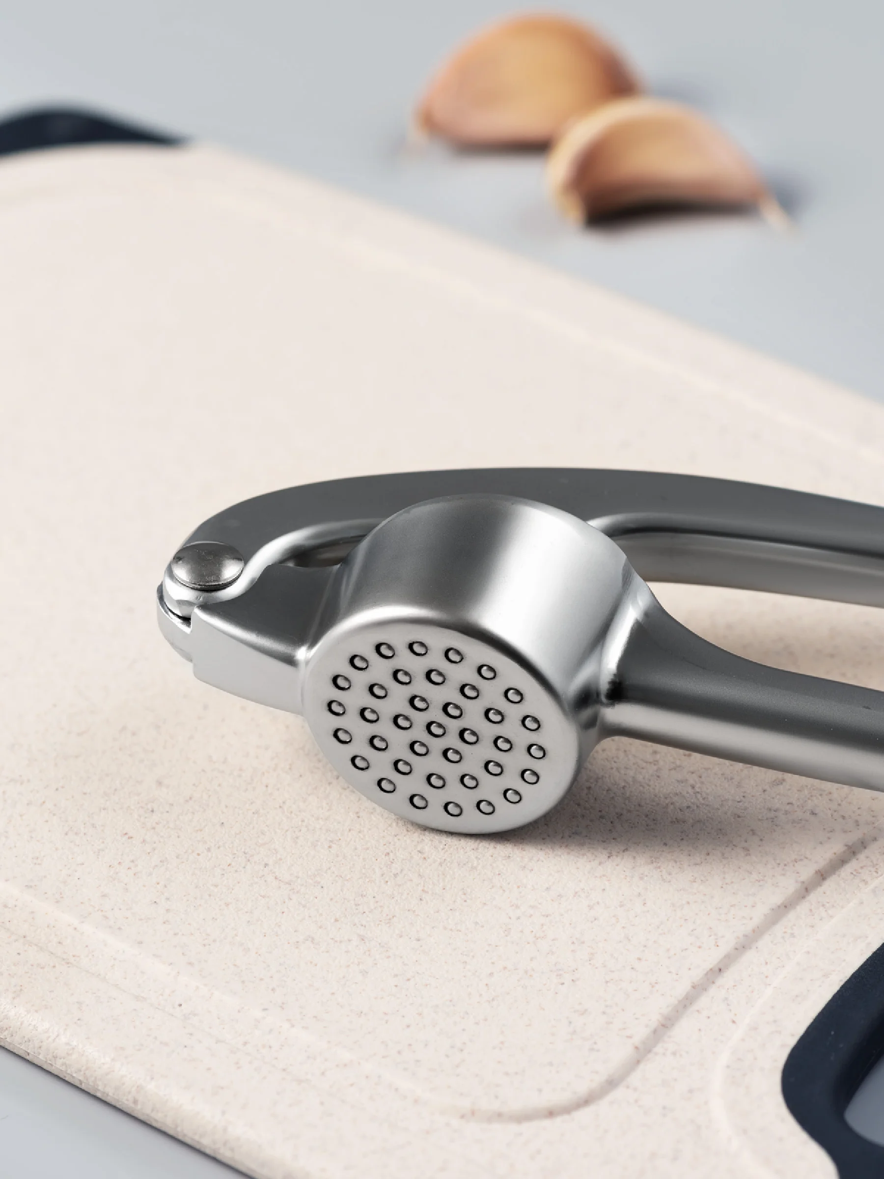 Чеснокодавка металлическая Shiny Kitchen, пресс для чеснока, чеснокодавилка
