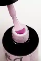 Розовый гель лак перепелиное яйцо с точками, 8 мл