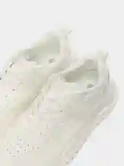 Кроссовки женские