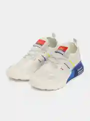 Кроссовки женские