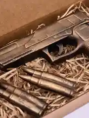 Мыло пистолет и патроны