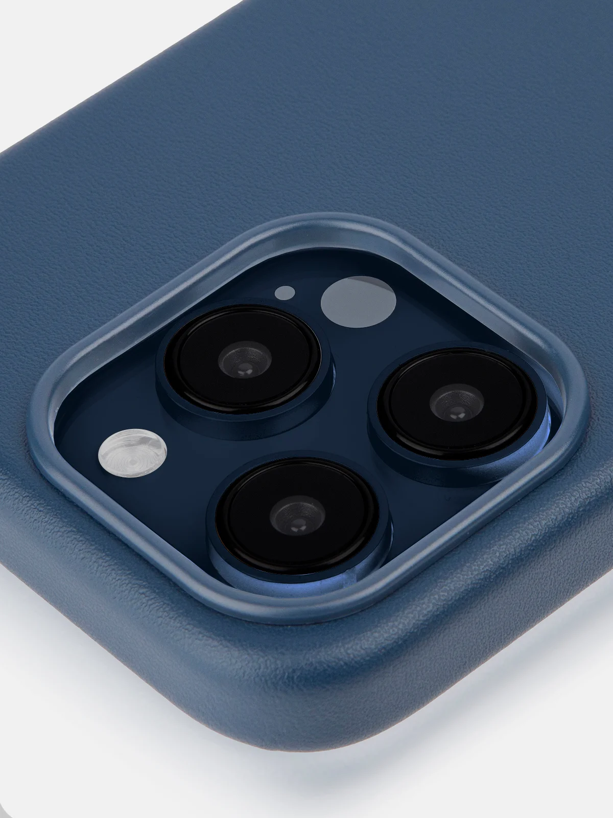 Синий чехол MagSafe для iPhone 15 Pro Max Plus кожаный ROSCO из экокожи с защитой камер магнитом