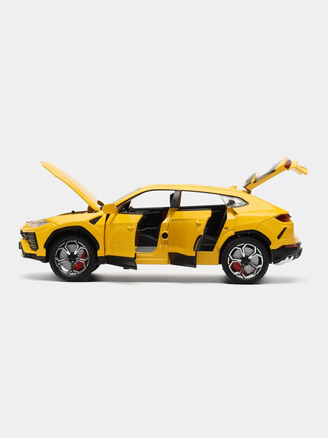 Желтый металлическая модель Lamborghini Urus 1:24 CZ141A