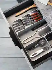 Лоток для столовых приборов Shiny Kitchen, 8 отделений большой