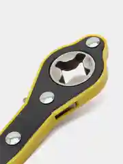 Ключ трещоточный в чехле для домкрата механического