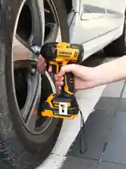 Гайковерт аккумуляторный бесщеточный DEKO ZKIS20, 2*3.0Ач