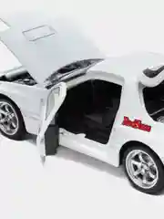 Белый металлическая масштабная модель Мазда Mazda RX 7  1:32