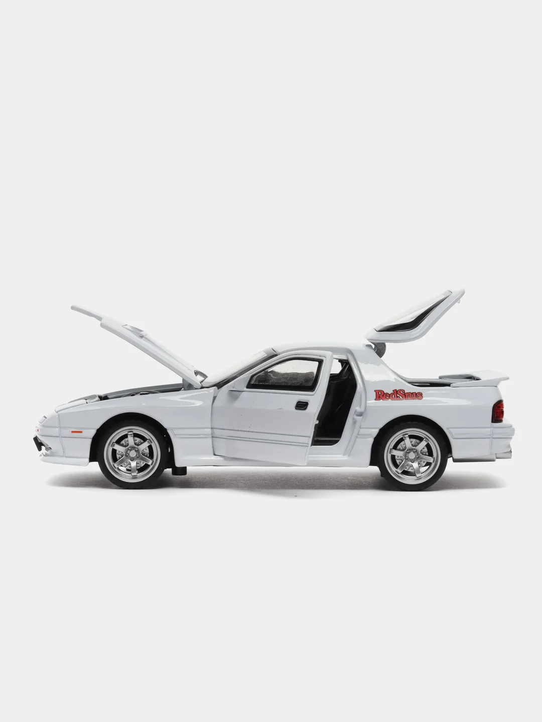 Белый металлическая масштабная модель Мазда Mazda RX 7  1:32