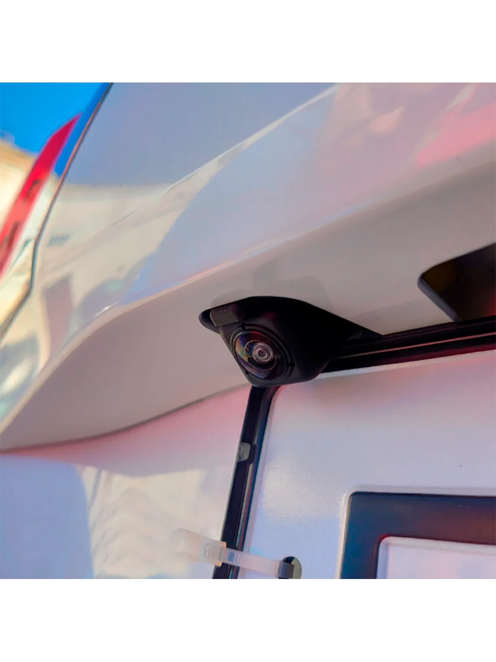 Омыватель камеры заднего вида для Mitsubishi Outlander 3 2012-2022 3235 CleanCam