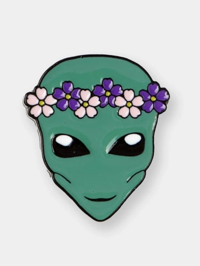 Пин металлический на булавке космос "Aliens", значок на одежду