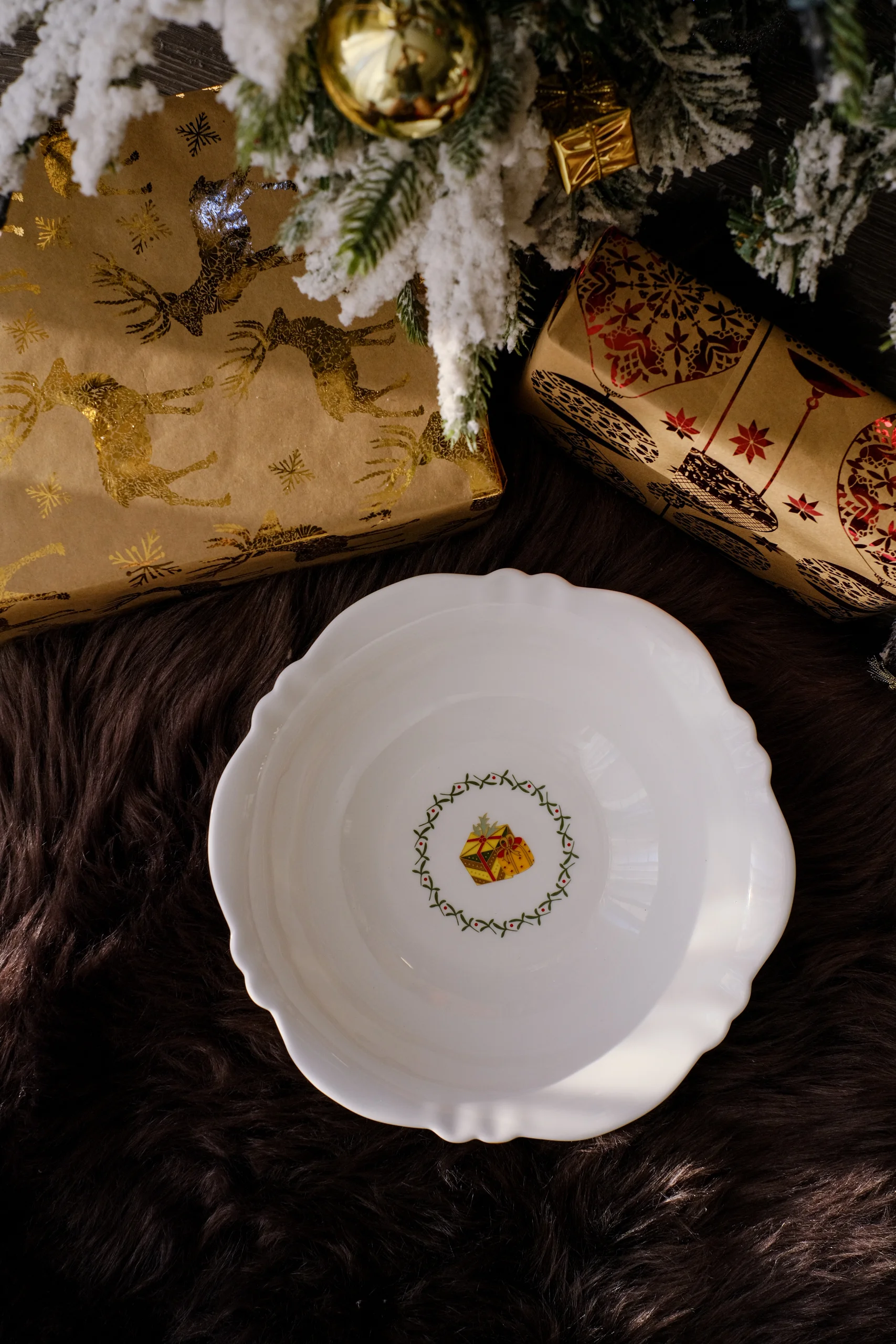 Разноцветный салатник Repast Christmas world Magic time диаметр 23,2 см