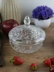 Прозрачный конфетница Crystalite Bohemia с крышкой 15 см, прозрачный