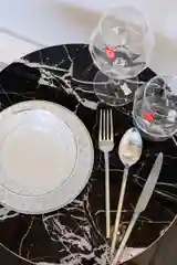 Белый блюдо круглое 32 см Repast Серебряная сетка