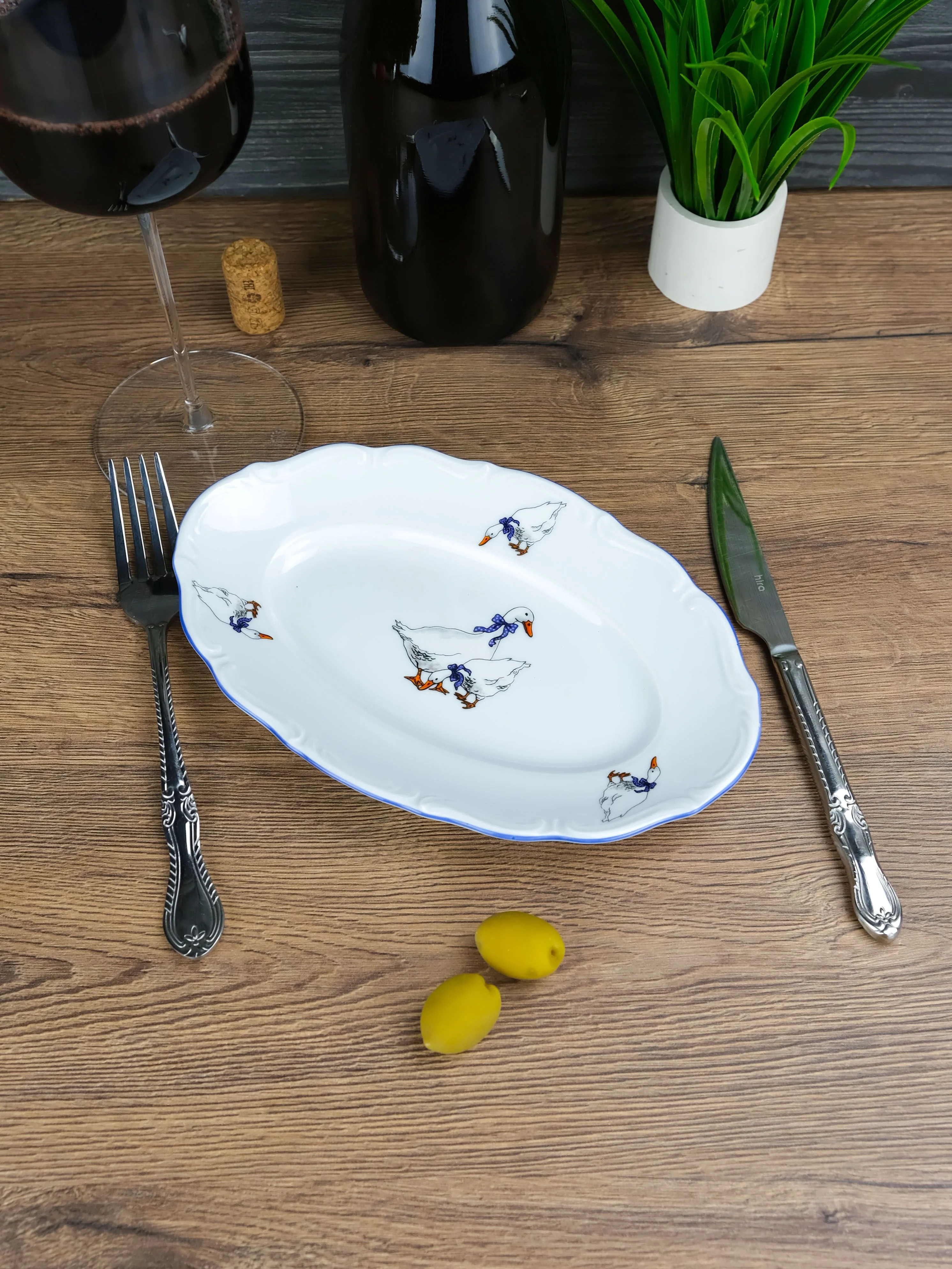 Белый блюдо овальное плоское Repast 22 см Гуси