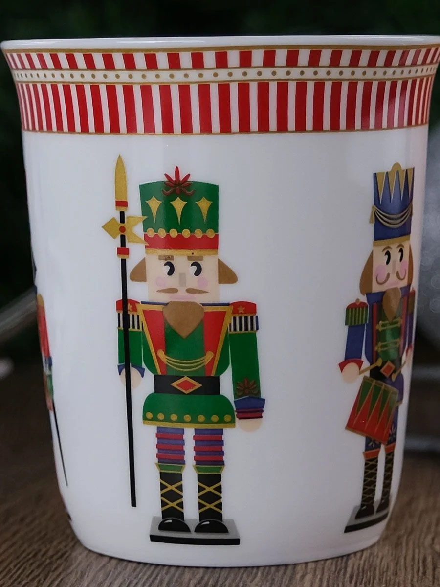 Разноцветный кружка Repast Christmas world Щелкунчик 300 мл