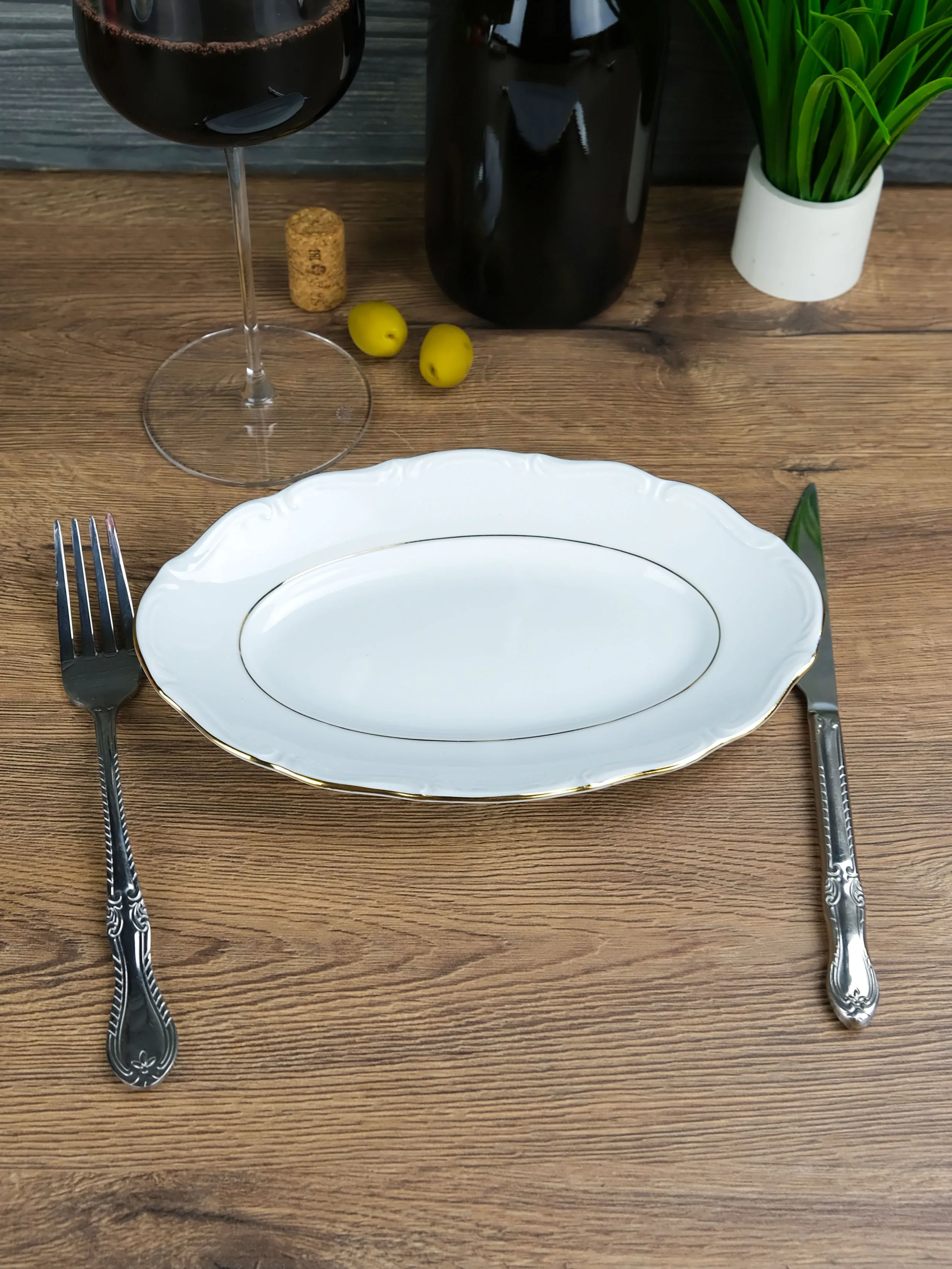 Белый блюдо овальное плоское 22 см Repast Классика