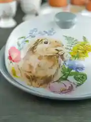 Серебряный блюдо для блинов с крышкой Repast Honey Bunny 23*9,7 см