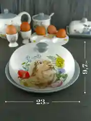 Серебряный блюдо для блинов с крышкой Repast Honey Bunny 23*9,7 см