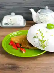 Блюдо для блинов с крышкой REPAST Ромашки 23*23*9,7 см