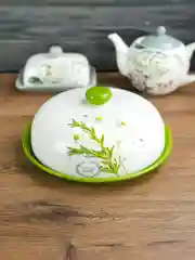 Блюдо для блинов с крышкой REPAST Ромашки 23*23*9,7 см