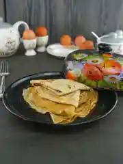 Черный блюдо для блинов с крышкой Repast Жостов 23*23*9,7 см