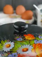 Черный блюдо для блинов с крышкой Repast Жостов 23*23*9,7 см