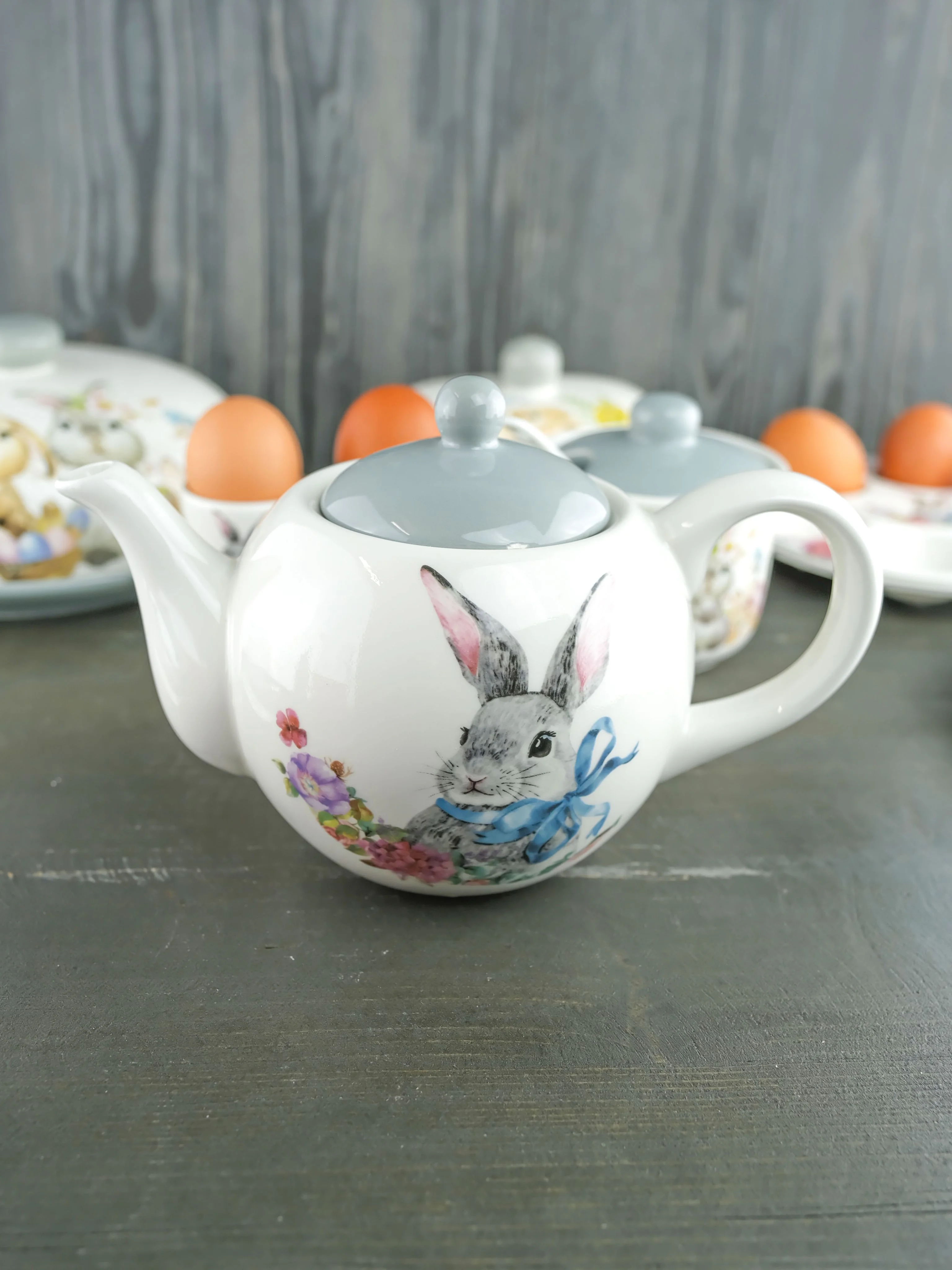 Белый чайник Repast Happy Easter 950 мл