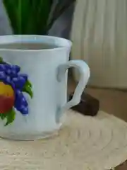 Белый кружка Nela Time Средняя карель Яблоко