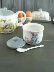 Белый сахарница с ложкой Repast Happy Easter 9.8*9.8*9.6