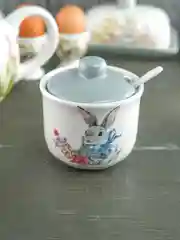 Белый сахарница с ложкой Repast Happy Easter 9.8*9.8*9.6
