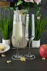 Прозрачный набор бокалов для шампанского Crystalite Bohemia Strix/Dora 200 мл 2 шт.
