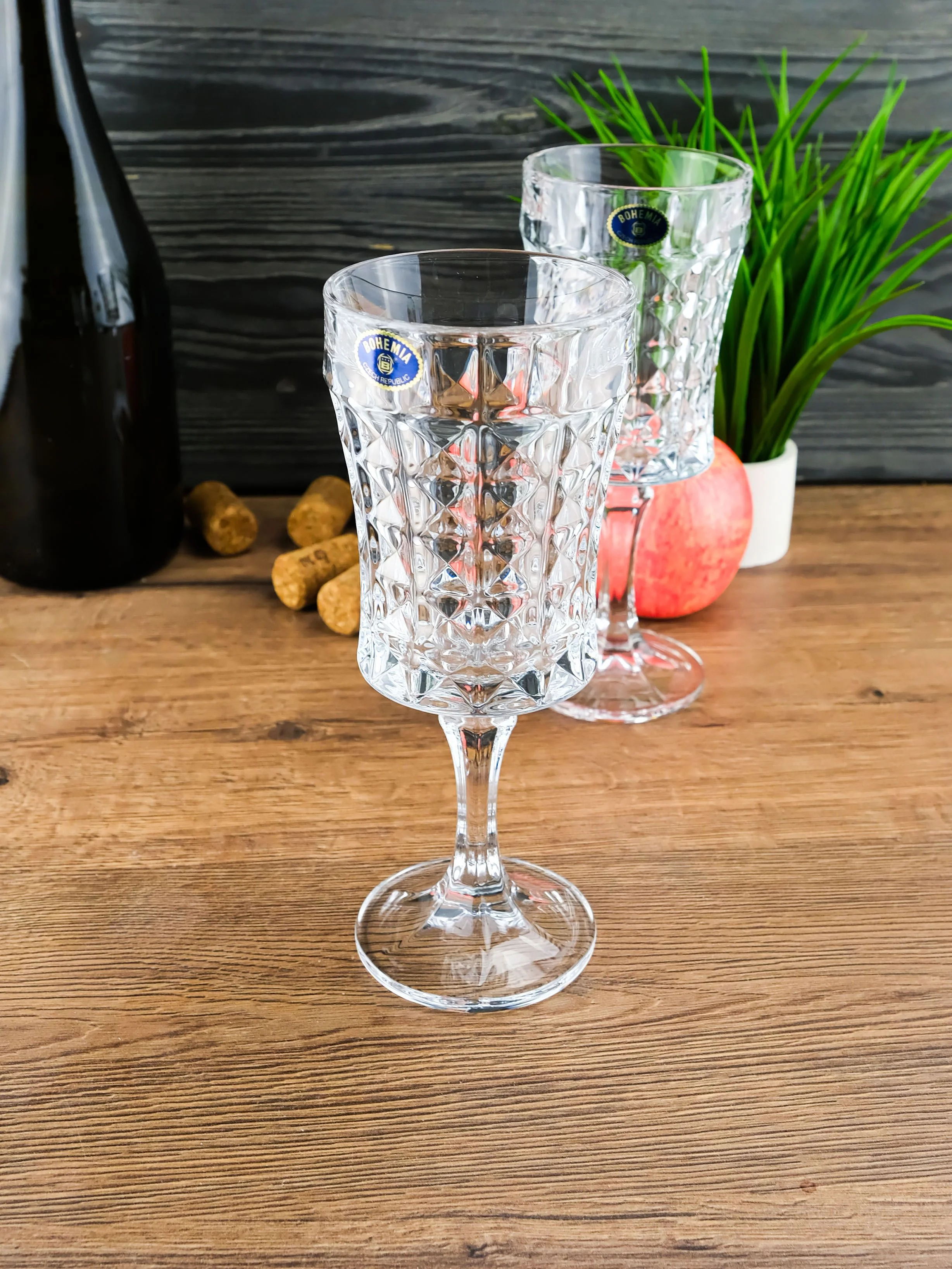 Прозрачный набор бокалов для вина Crystalite Bohemia Diamond 200 мл (6 шт)