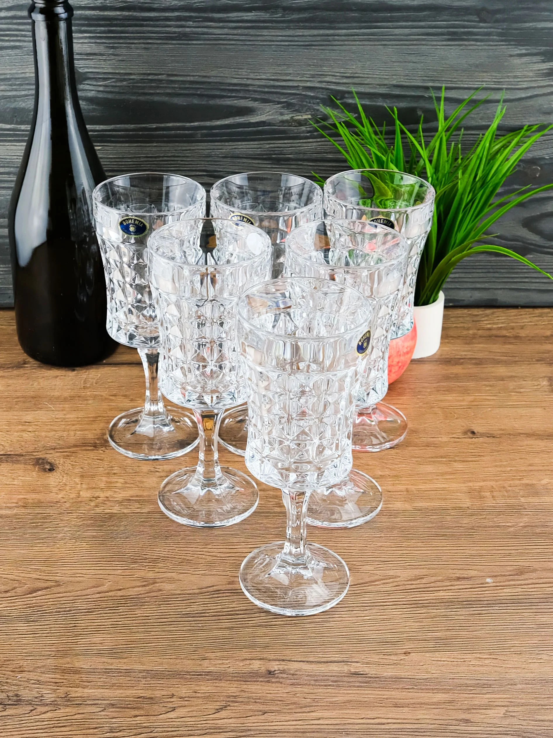 Прозрачный набор бокалов для вина Crystalite Bohemia Diamond 200 мл (6 шт)