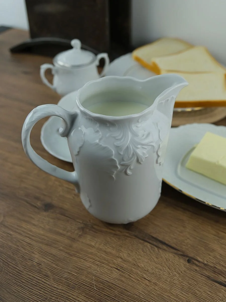 Белый кувшин Repast Rococo 1000 мл