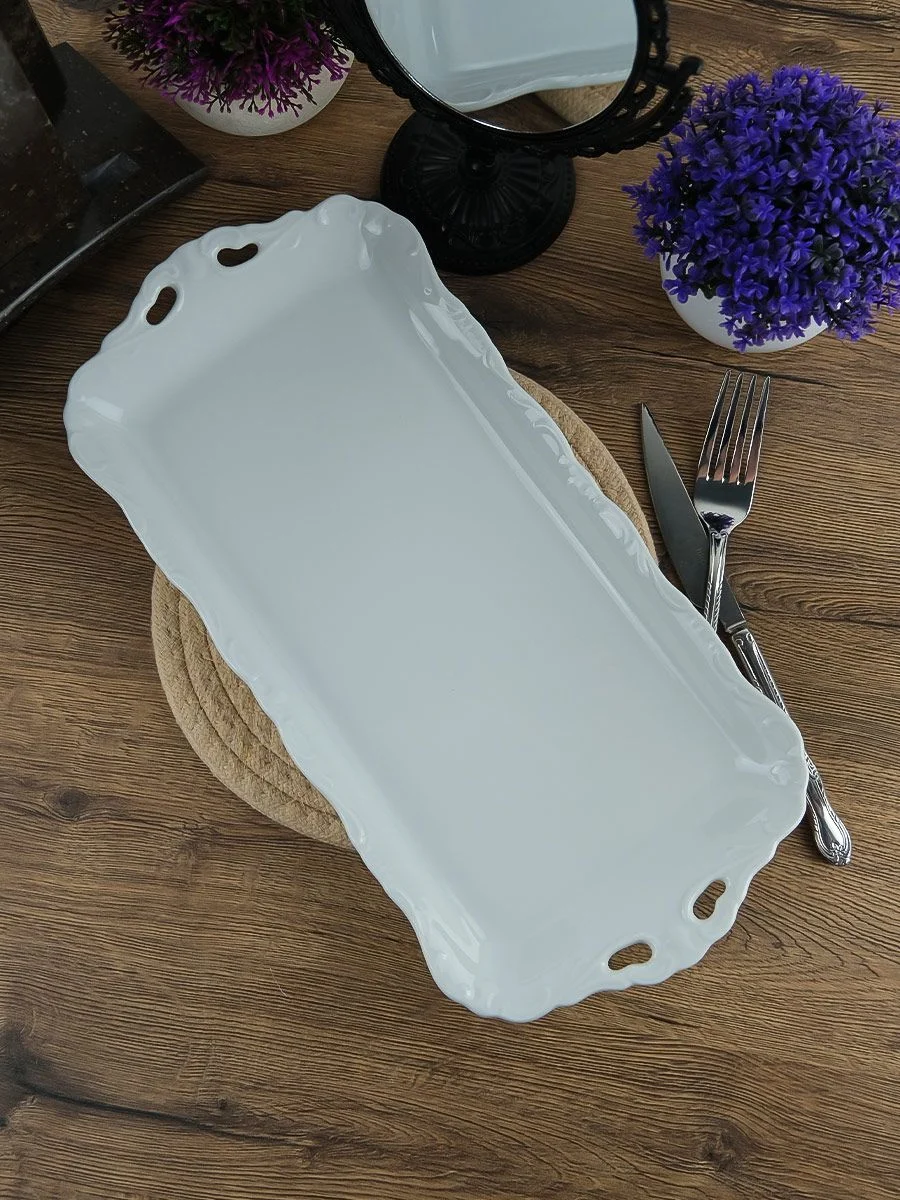 Белый блюдо овальное 38 см Repast Rococo