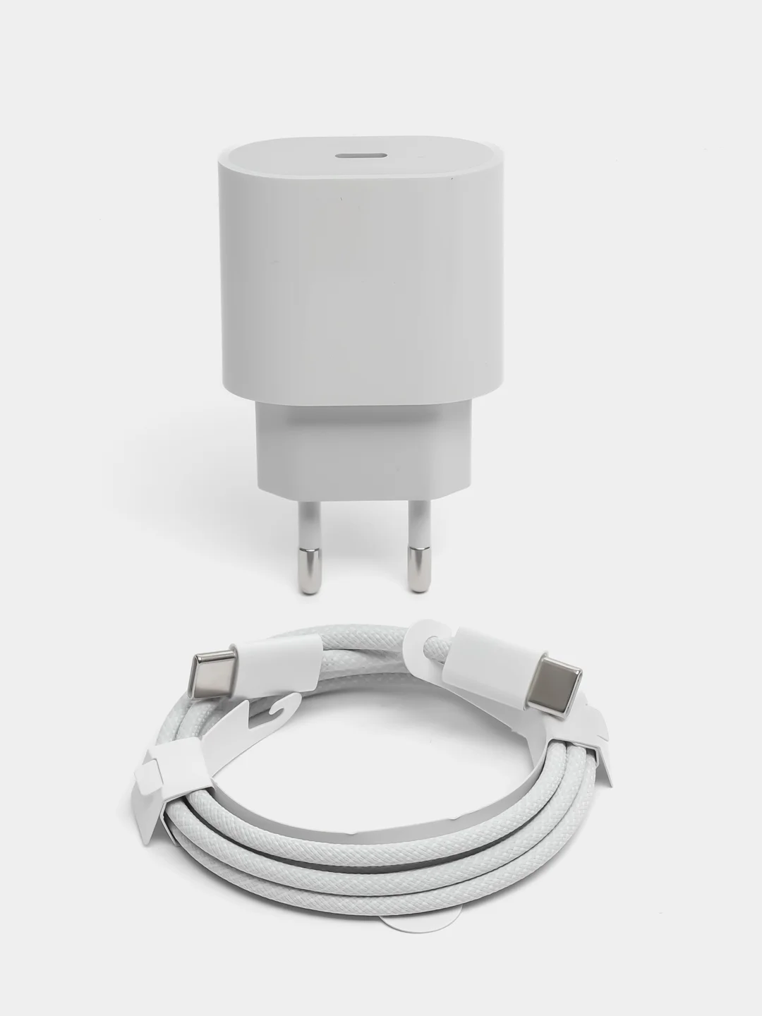 Блок с кабелем в комплекте для IPhone Type-C-Lightning и Type-C-Type-C