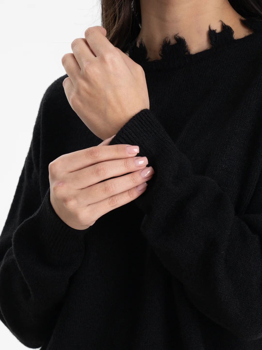 Черный платье вязаное с бахромой oversize / платье-свитер оверсайз / платье трикотажное