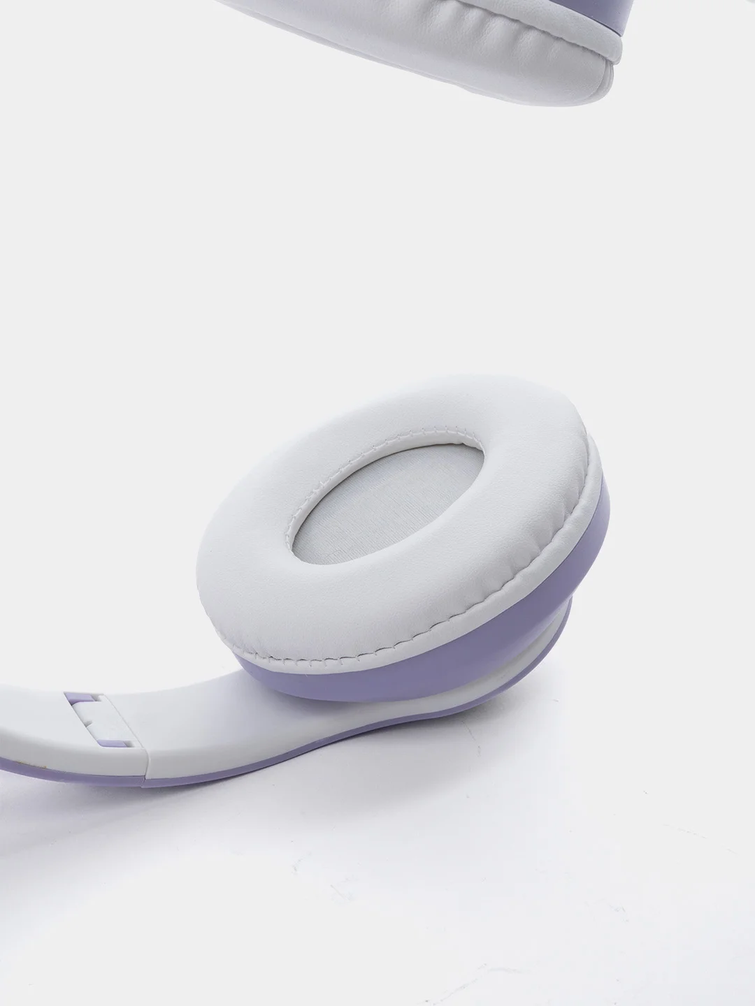 Фиолетовый беспроводные детские Bluetooth наушники "Cat STN 28", на русском языке, с кошачьими ушками