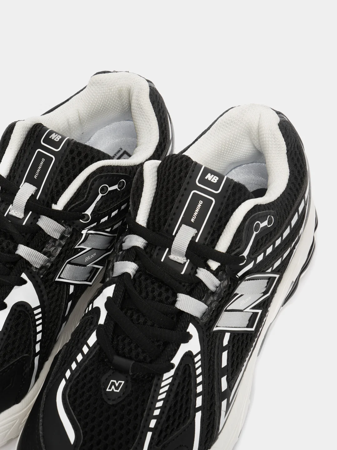 Черный кроссовки мужские с логотипом New Balance 1906