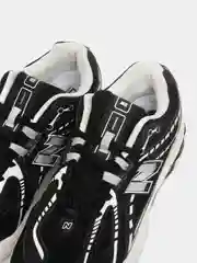 Черный кроссовки мужские с логотипом New Balance 1906