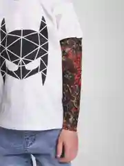 Молочный детская футболка-лонгслив  с тату-рукавами для мальчиков и девочек