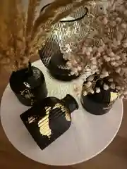 Угольный ваза для цветов