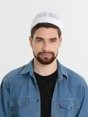 Белый кепка без козырька "Докер"