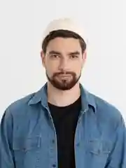 Бежевый кепка без козырька "Докер"