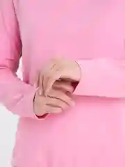 Розовый костюм женский