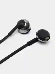 Черный наушники JBL T205