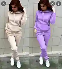 Алый женский костюм двойка утепленный на флисе