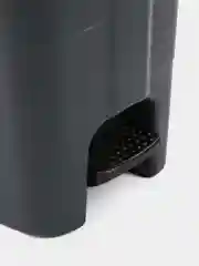 Зелёный хаки мусорный бак с педалью