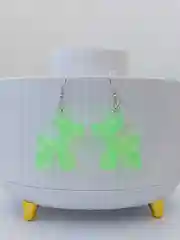Серьги светящиеся собака зеленый